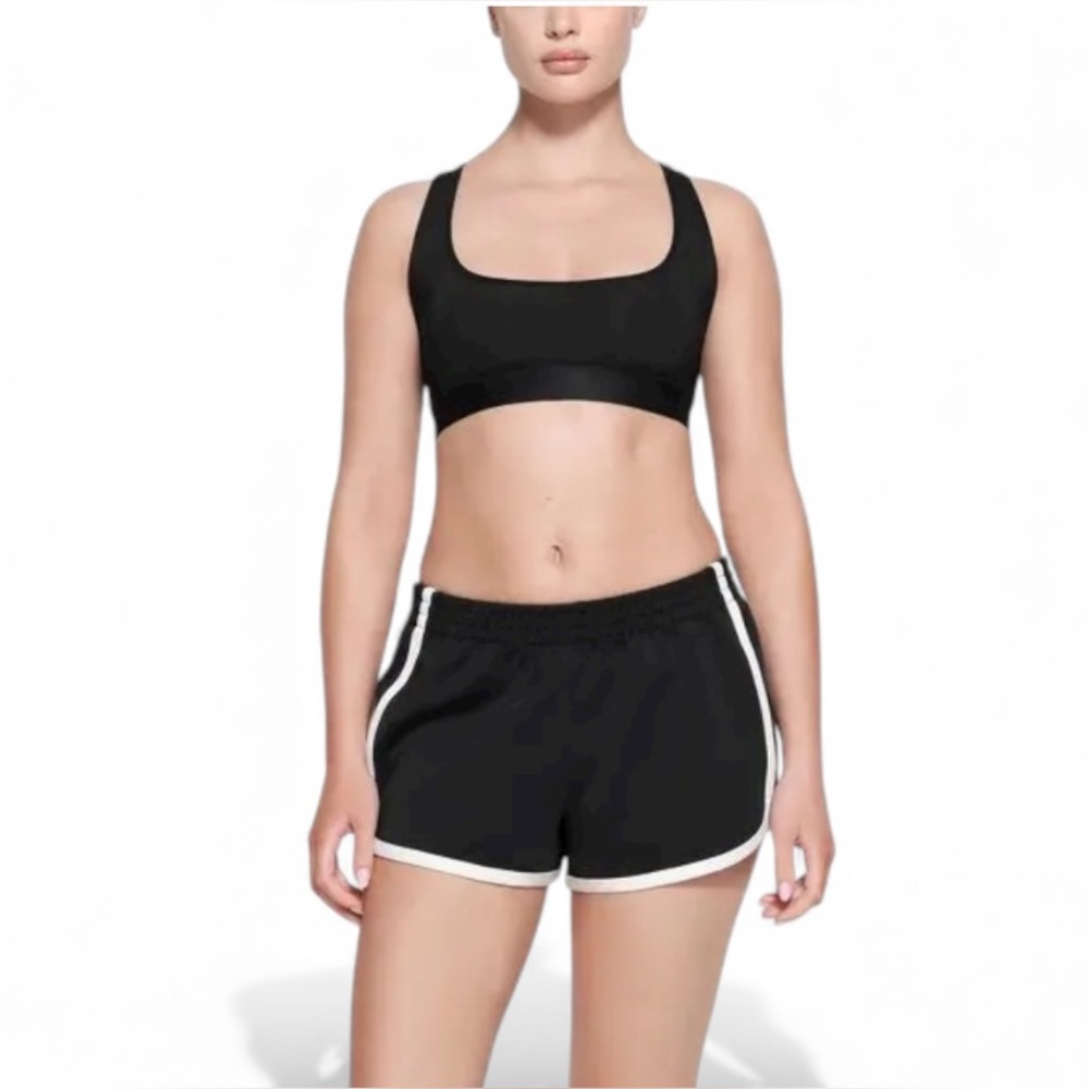 ✨Skims Track Dolphin Shorts in Black Size Small